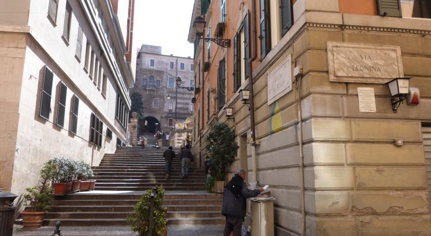 Apartment Colosseo Homerents 2 Rome